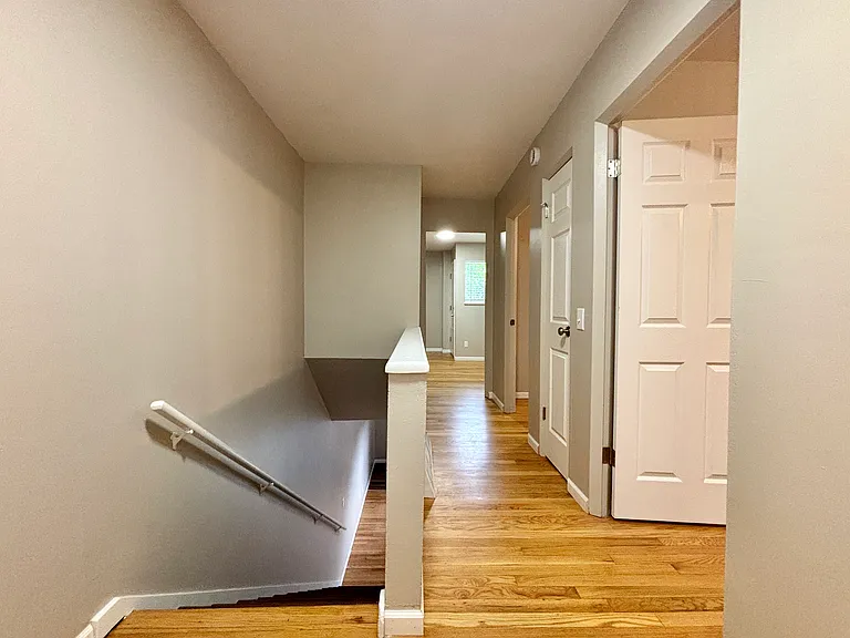 1105 Catalpa Cir — Photo 24