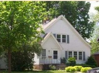 1115 E 10th St, Winona, MN 55987