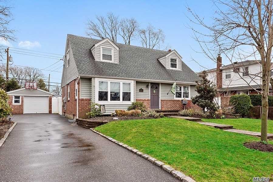 1st image of 347 Whittier Ave