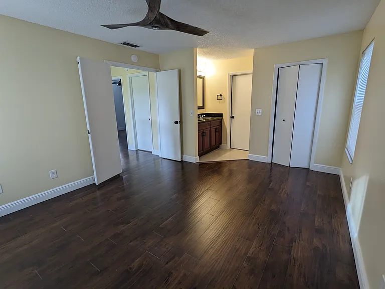 3400 Coachlight Dr — Photo 9