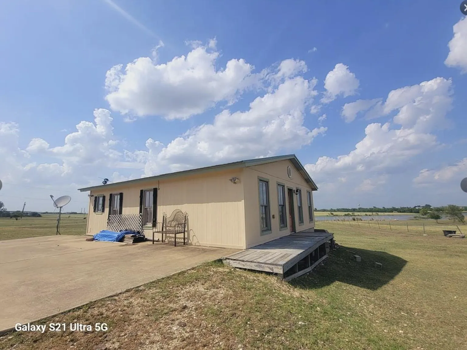 2 bed, 1.0 bath, 900 sqft, $2,500 — Photo 1