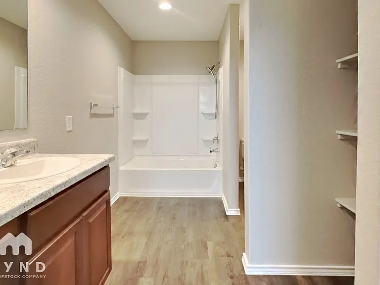 4015 Asher Aly — Photo 13