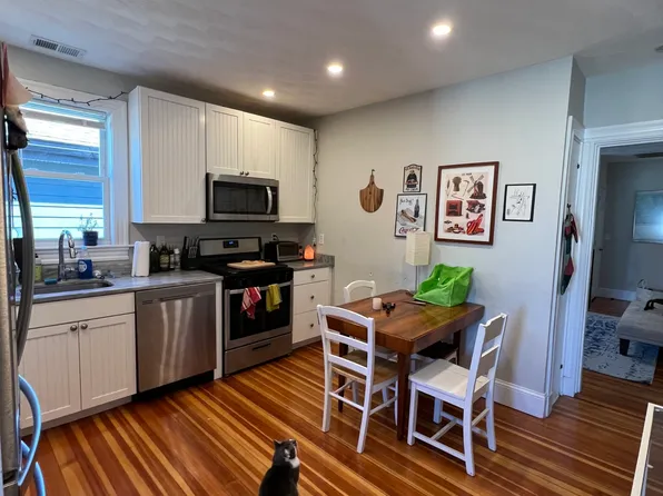 303 Highland Ave #3, Somerville, MA 02144