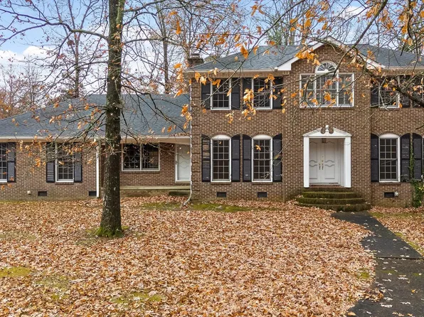 185 Woodcliff Cir, Signal Mountain, TN 37377