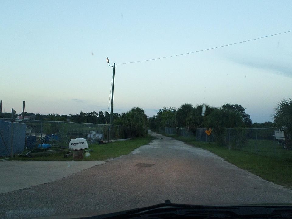 2nd image of 1300 Mill Rd