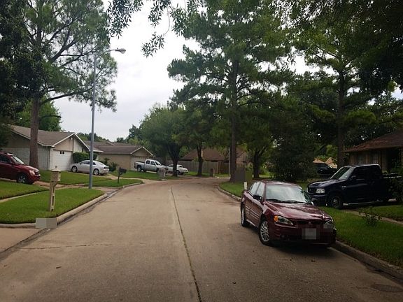 4th image of 5522 Edgebrook Forest Dr