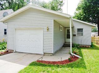 945 N 65th St, Lincoln, NE 68505