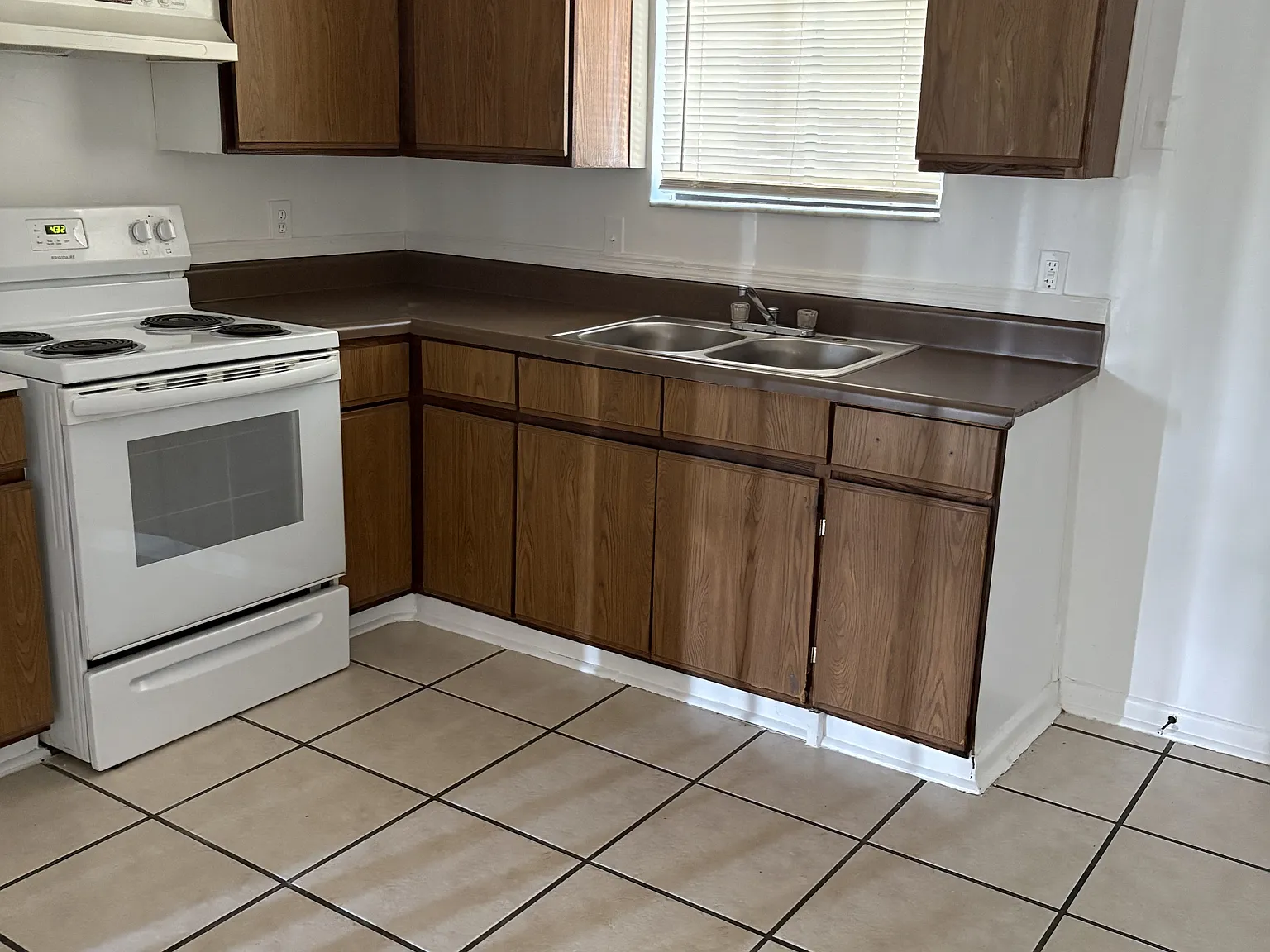 5123 Westchase Ct — Photo 2