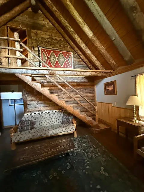 2 bed, 864 sqft, $2,650 — Photo 3