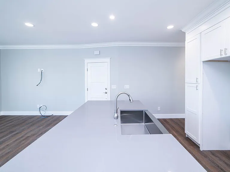 1610 E Ocean Blvd — Photo 9