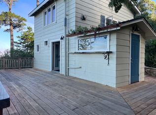 212 Crest Rd, Carmel, CA 93923