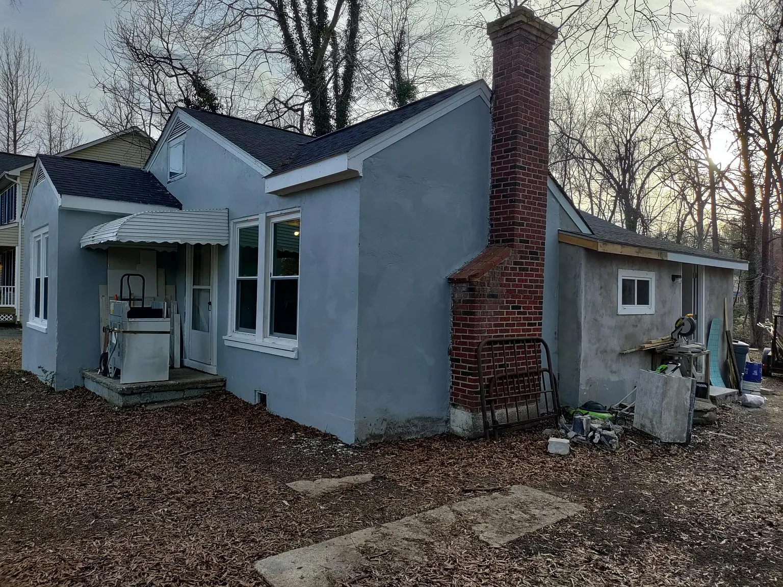 3 bed, 980 sqft, $1,550 — Photo 2