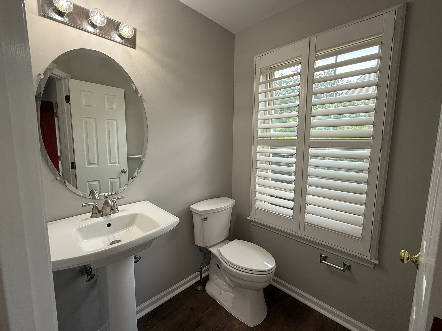 3 bed, 2250 sqft, $3,325 — Photo 4