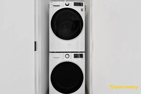 Rented by Doorway NYC, LLC | media 26