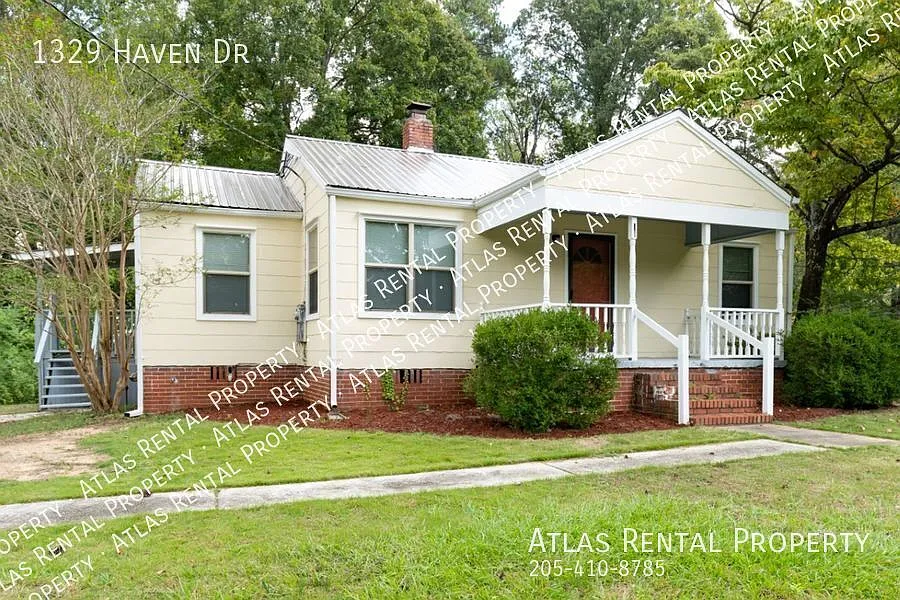 Cute Forestdale Home! Updated 4BR/2BA with Spacious Backyard — Photo 2