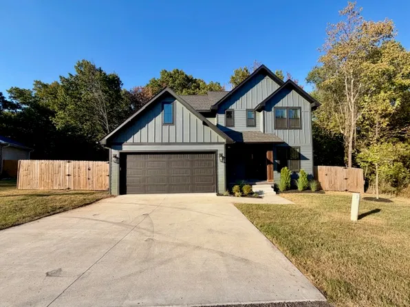 3 Shelly Dr, Bella Vista, AR 72714