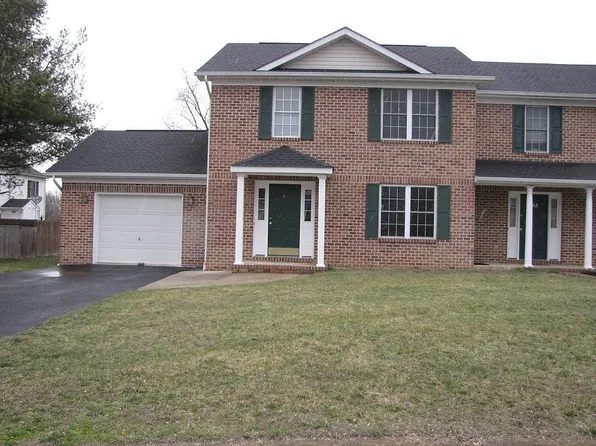 150 Westhall Dr, Charles Town, WV 25414