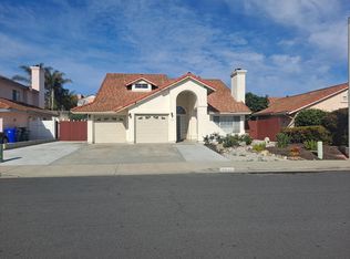 3448 Meadow View Dr, Oceanside, CA 92058