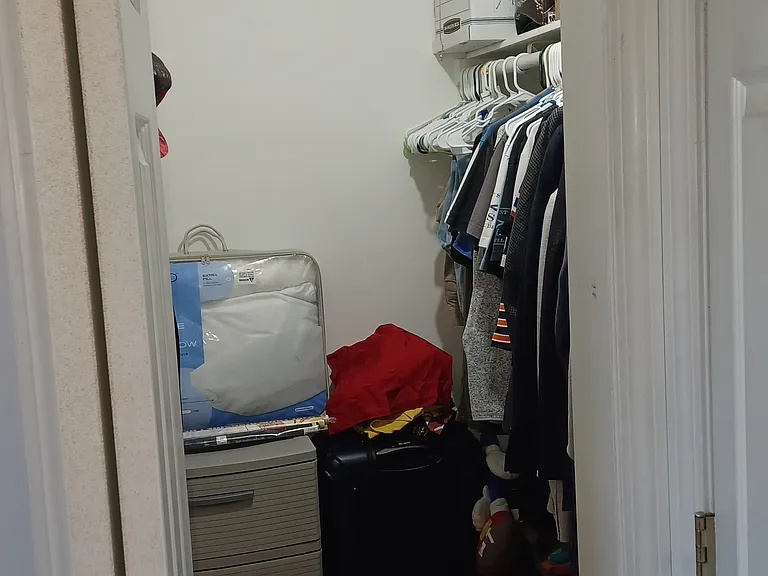 421 E Osage Ln #1A — Photo 13