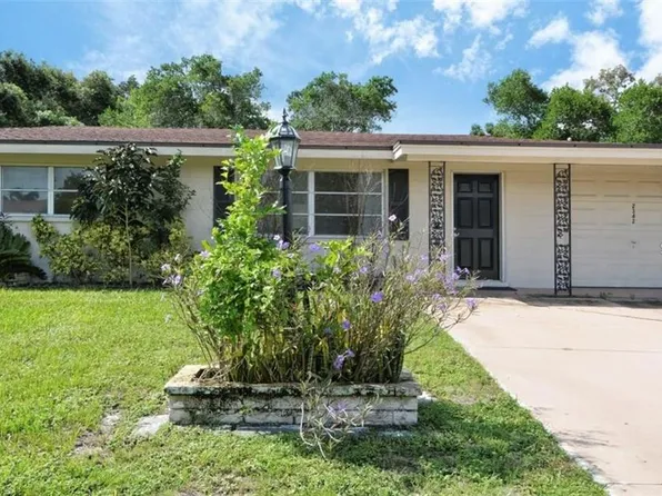 2342 Sunnyside Pl, Sarasota, FL 34239