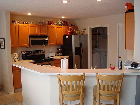 3rd image of 5040 Ivyvine Blvd