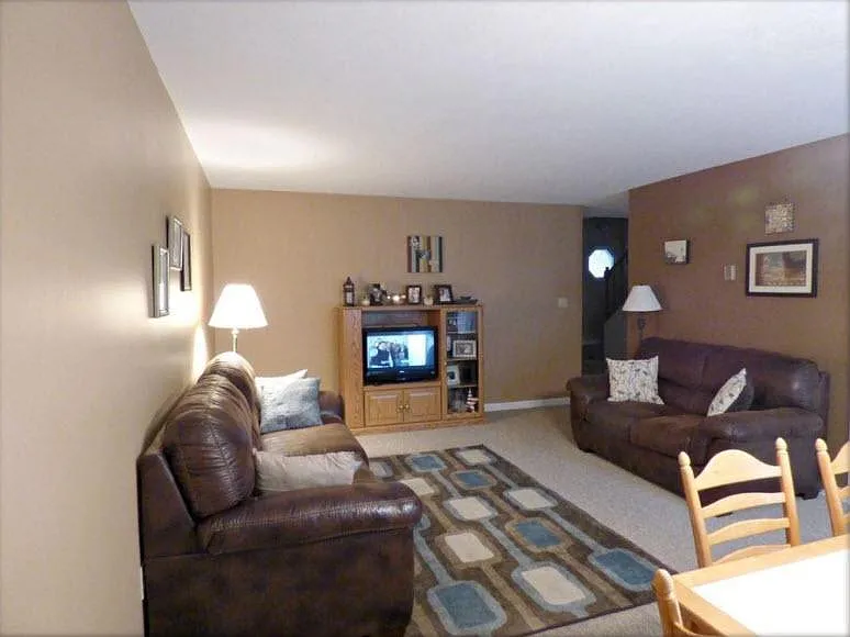 3 bed, 2600 sqft, $1,700 — Photo 4
