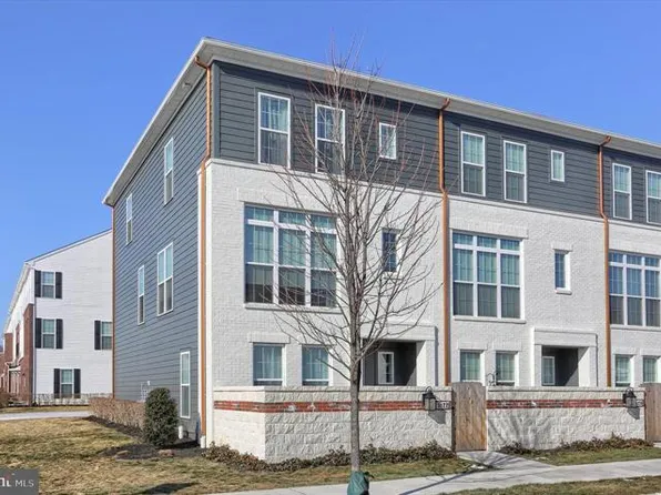 3122 Bullfinch Ln, Mechanicsburg, PA 17055