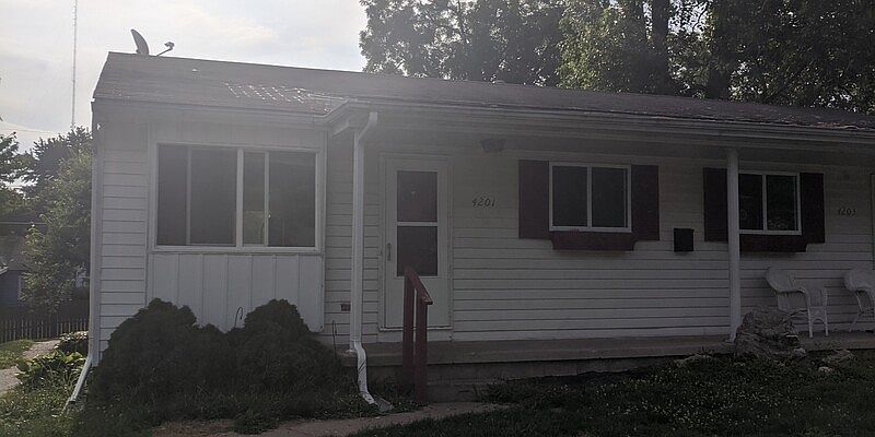1st image of 4201 Burchfield Dr #4203