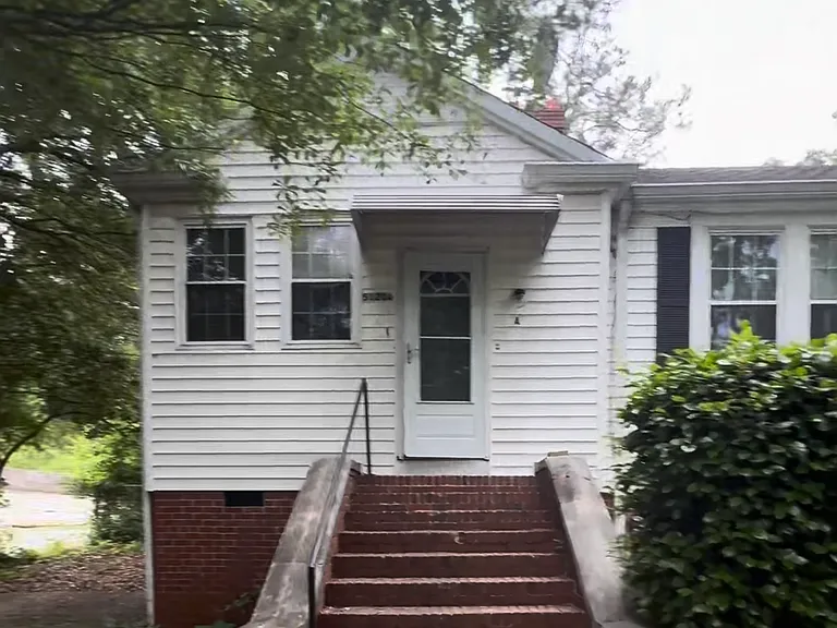 5120 Newark Ave SW — Photo 1