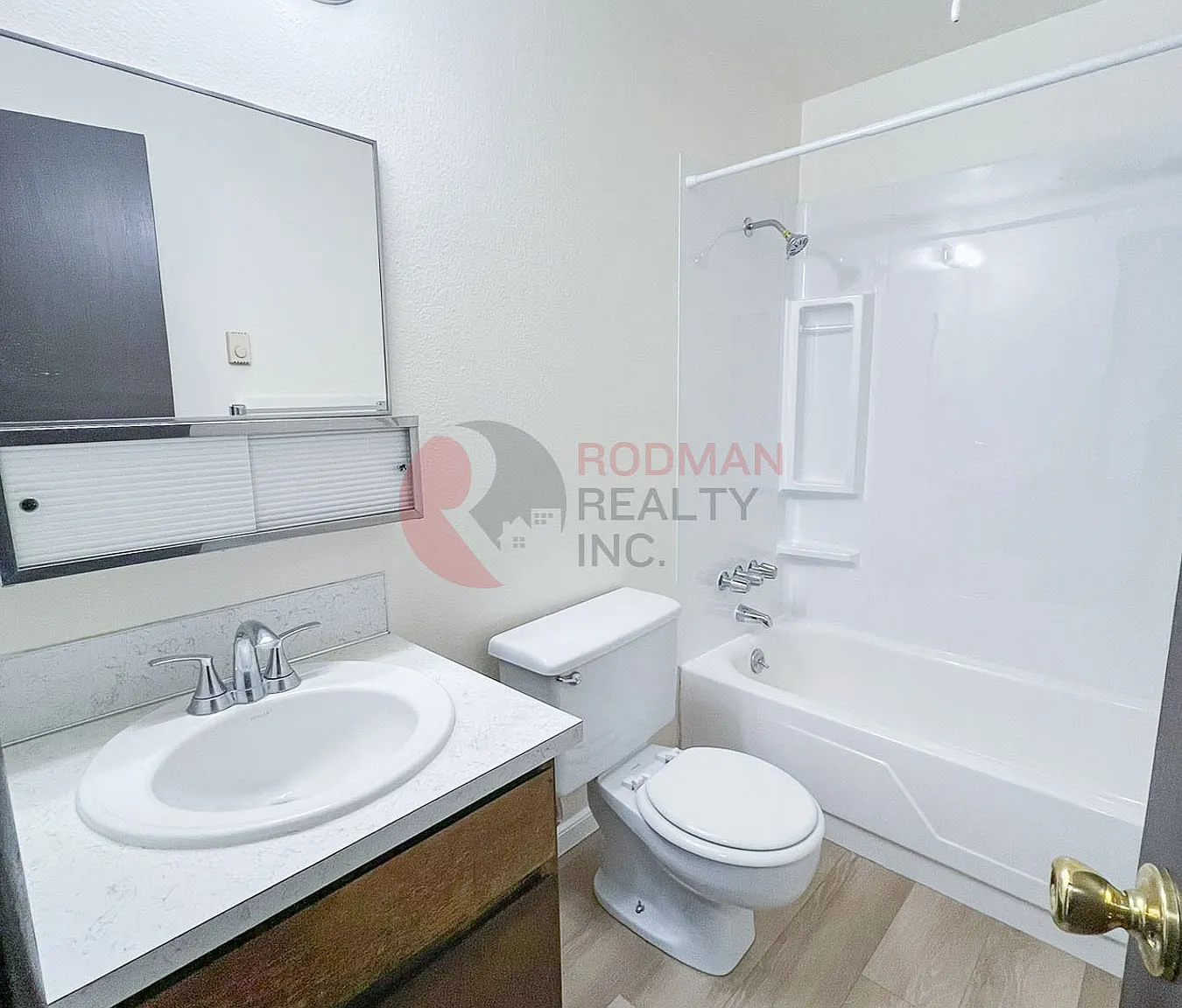 Park Village Apartments — Photo 3