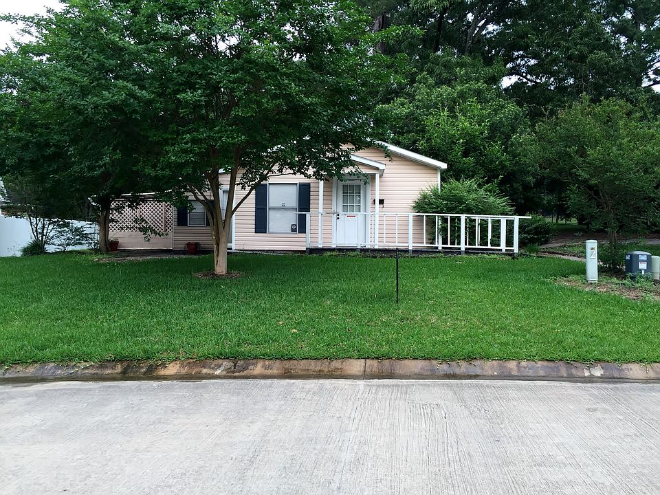 1st image of Garden Walk Ln
