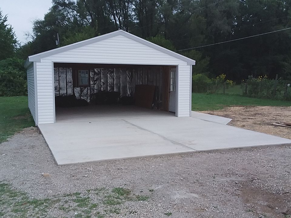 1st image of 216 Midway Dr