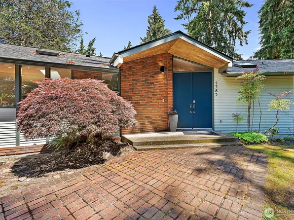 1585 Weathervane Drive, Tacoma, WA 98466