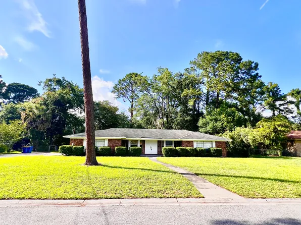 5391 Golf Course Dr, Jacksonville, FL 32277