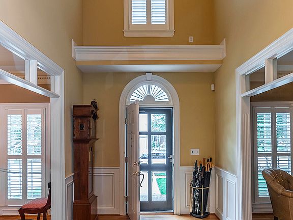 4th image of 3237 Brighton Place Dr