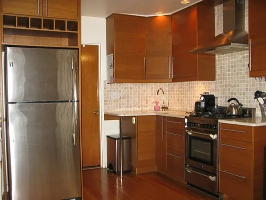 Rented by Curzon Real Estate | media 11