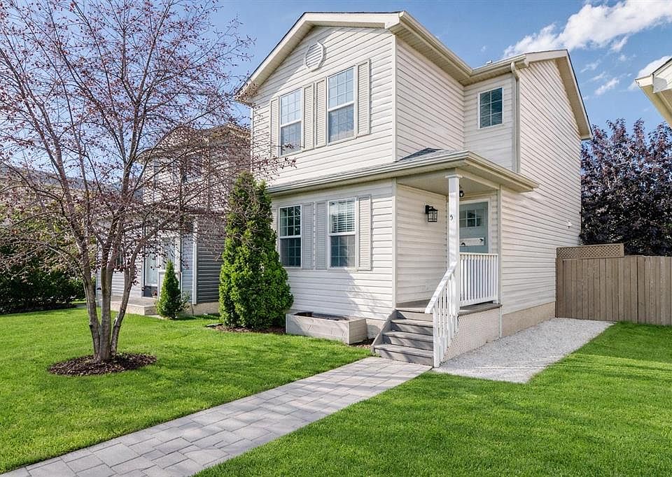 1st image of 57 SW Martinvalley Way NE