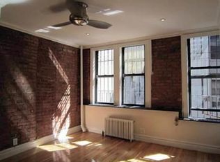4 Clinton St, New York, NY 10002