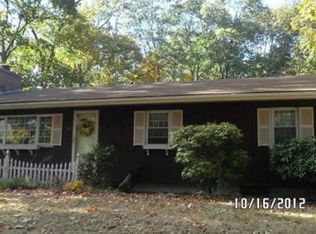 29 Fletcher St, Plainville, MA 02762