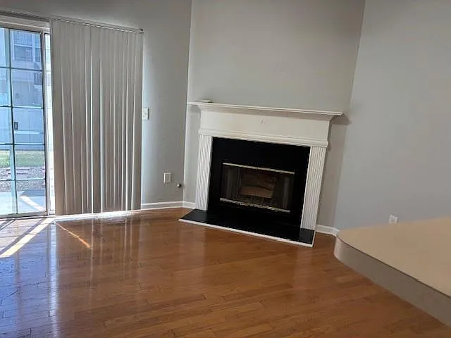 1504 Cove Creek Cir — Photo 5
