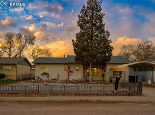 136 Doris Dr, Colorado Springs, CO 80911