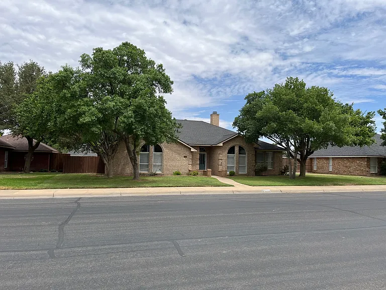 5604 Grassland Blvd — Photo 3