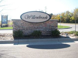 2207 N Chestnut Ct, Augusta, KS 67010