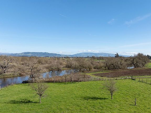 4th image of 1853 Cooper Road