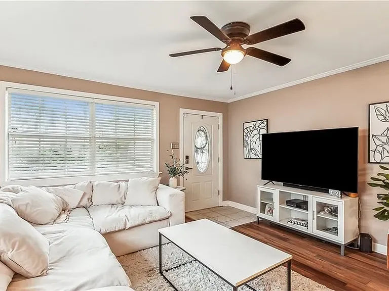 6655 Bellaire Dr — Photo 5
