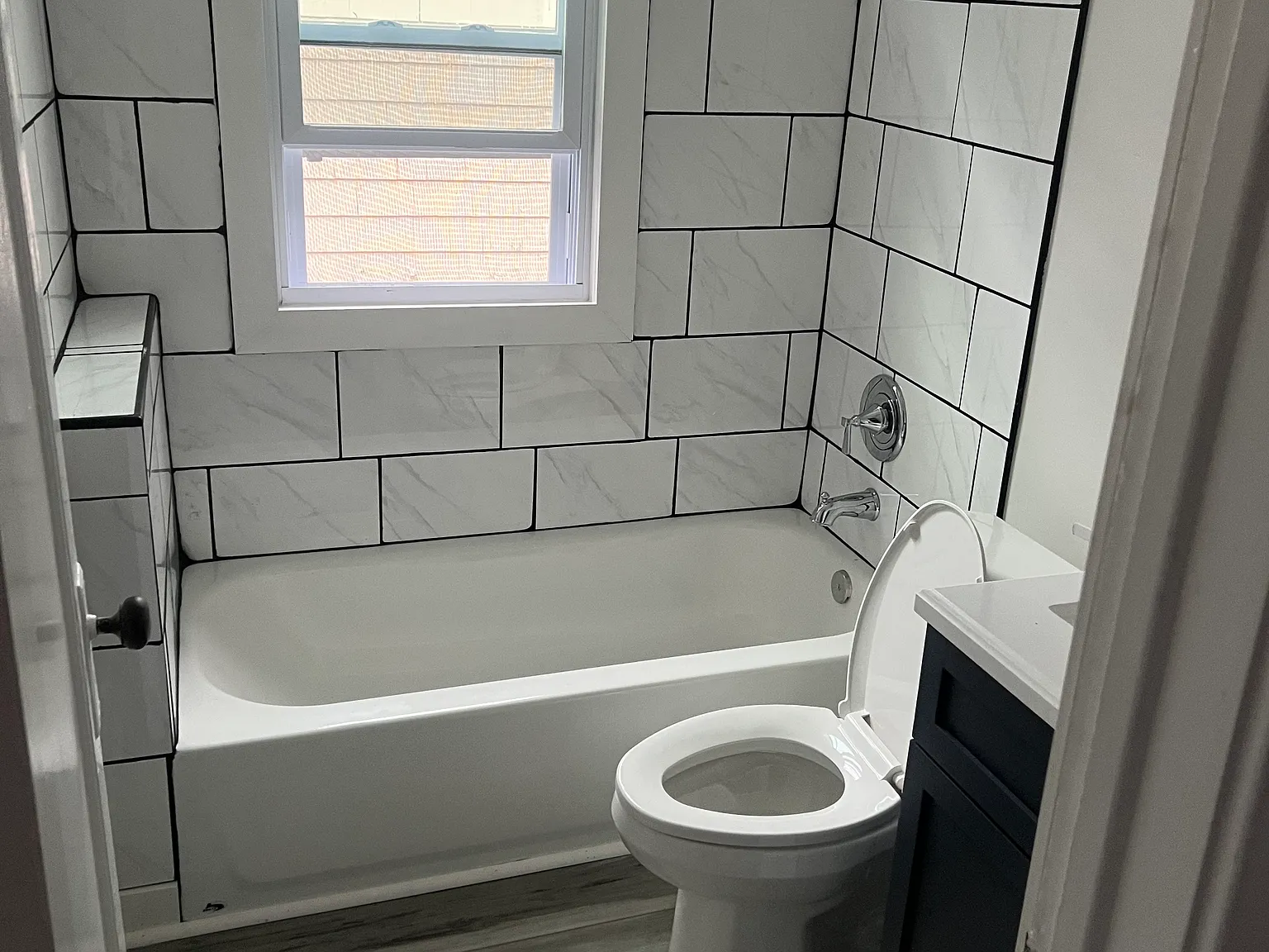 2 bed, 1000 sqft, $1,250 — Photo 4