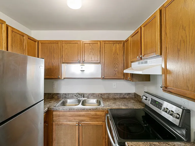 16435 E Twelve Mile Rd — Photo 27