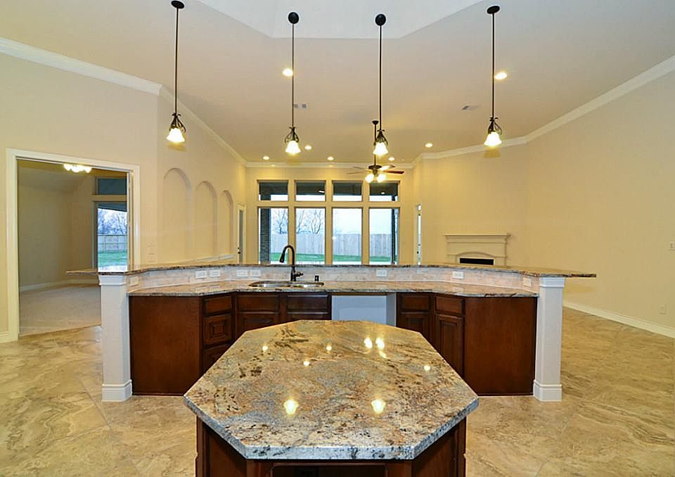 1st image of 2518 Crossvine Dr