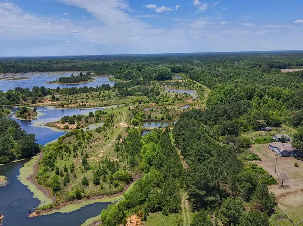 5930 Titan Roberts Road, Erwin, NC 28339