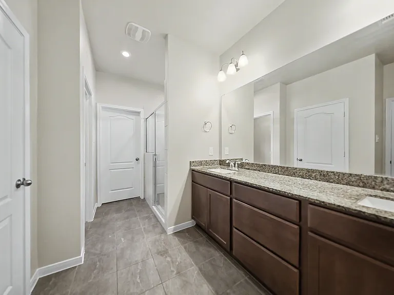 1475 Shadow Hill Ln — Photo 22